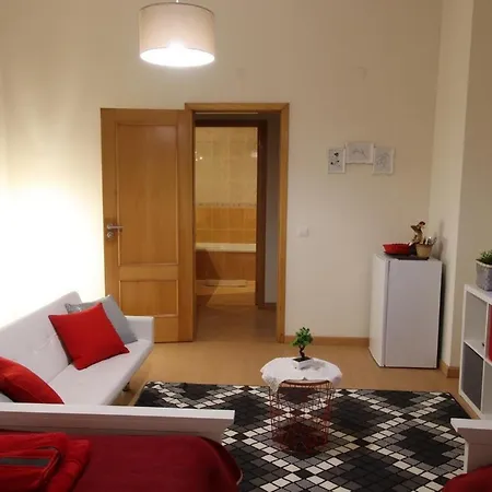 Δωμάτια σε οικογενειακή κατοικία Quartos Confortaveis Em Casa Proximo Ao Mosteiro *