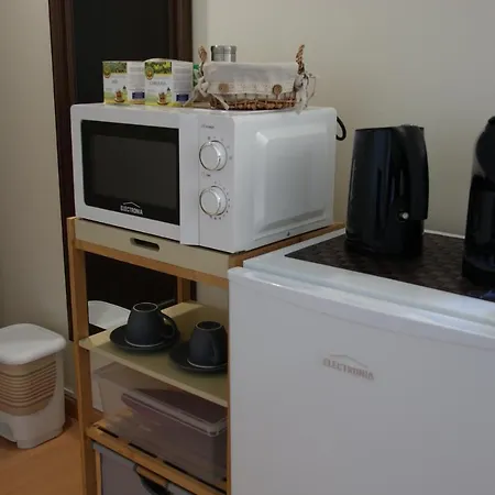 Quartos Confortaveis Em Casa Proximo Ao Mosteiro