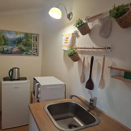 Quartos Confortaveis Em Casa Proximo Ao Mosteiro 홈스테이