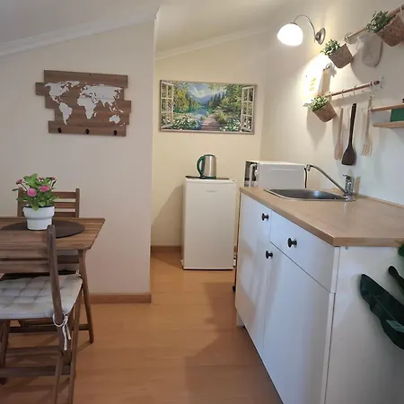 홈스테이 Quartos Confortaveis Em Casa Proximo Ao Mosteiro *