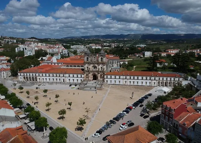 Quartos Confortaveis Em Casa Proximo Ao Mosteiro Kwatera prywatna *