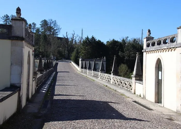 Quartos Confortaveis Em Casa Proximo Ao Mosteiro Kwatera prywatna *