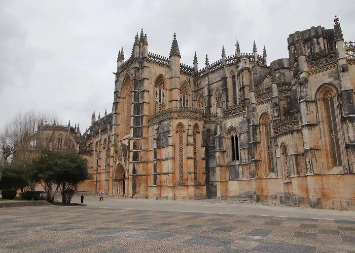 Quartos Confortaveis Em Casa Proximo Ao Mosteiro *