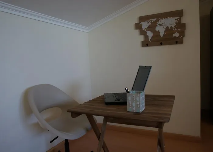 בית אירוח Quartos Confortaveis Em Casa Proximo Ao Mosteiro